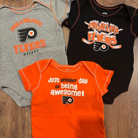 Philadelphia Flyers Onesie Bundle, 18 months - Picture 2 of 11